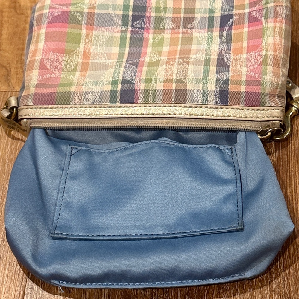Coach Poppy Daisy Madras Tartan Pastel Plaid Wristlet (w/Strap & Hang Tag)(EUC) - Picture 11 of 12